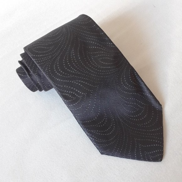 Calvin Klein. Silk Tie Pattern. Charcoal & Grey - Picture 3 of 9